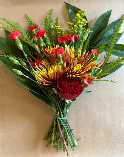 November Happy Blooms Bouquet (Little Rock, AR Only)